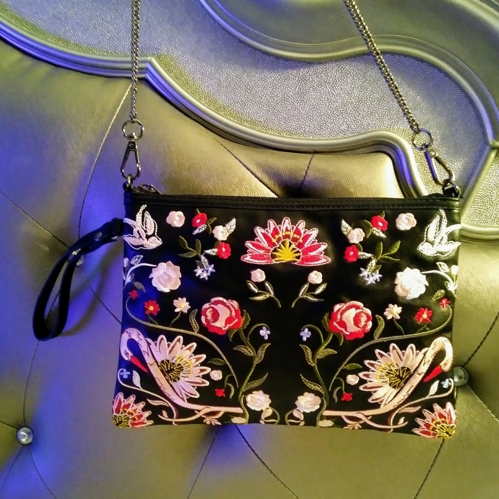 Embroidered bag